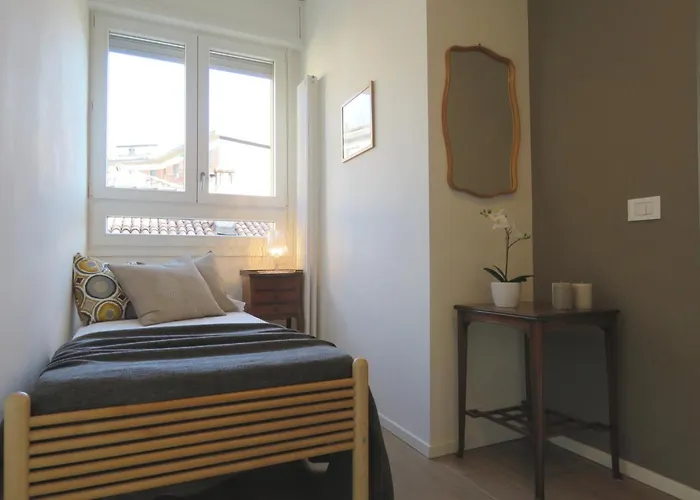 Santa Croce Apartment *