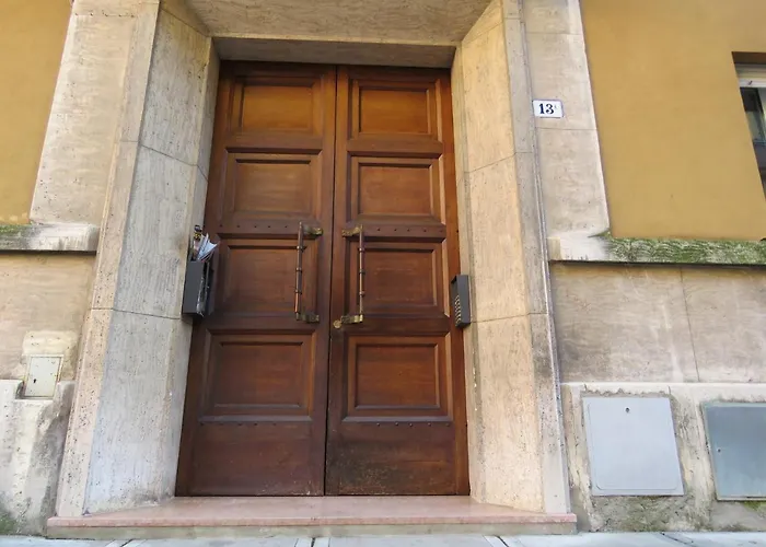 Santa Croce בולוניה